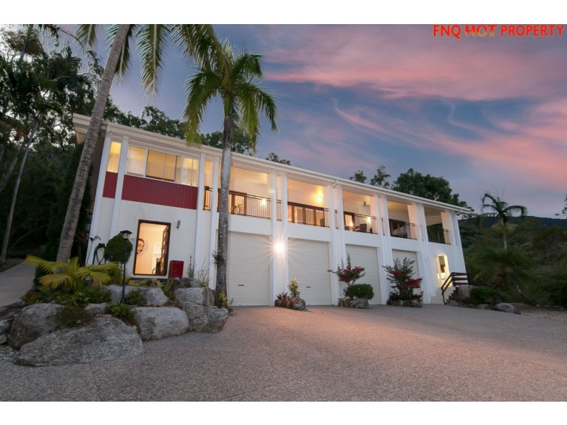 30-32 Alexandra St, Clifton Beach QLD 4879