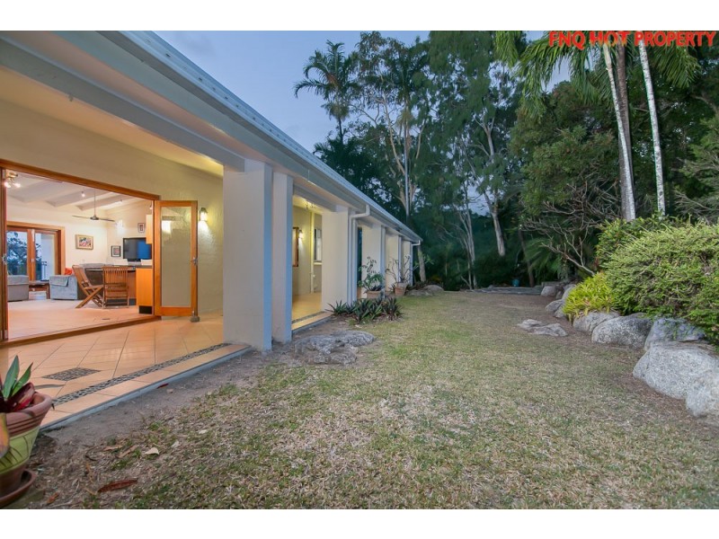 30-32 Alexandra St, Clifton Beach QLD 4879