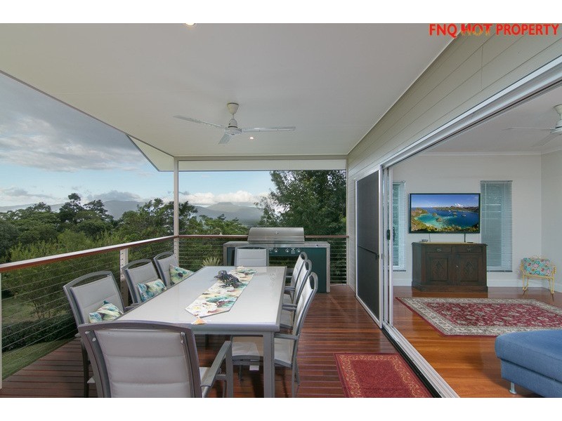 18 Nutmeg St, Mount Sheridan QLD 4868