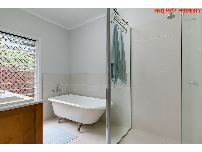 18 Nutmeg St, Mount Sheridan QLD 4868
