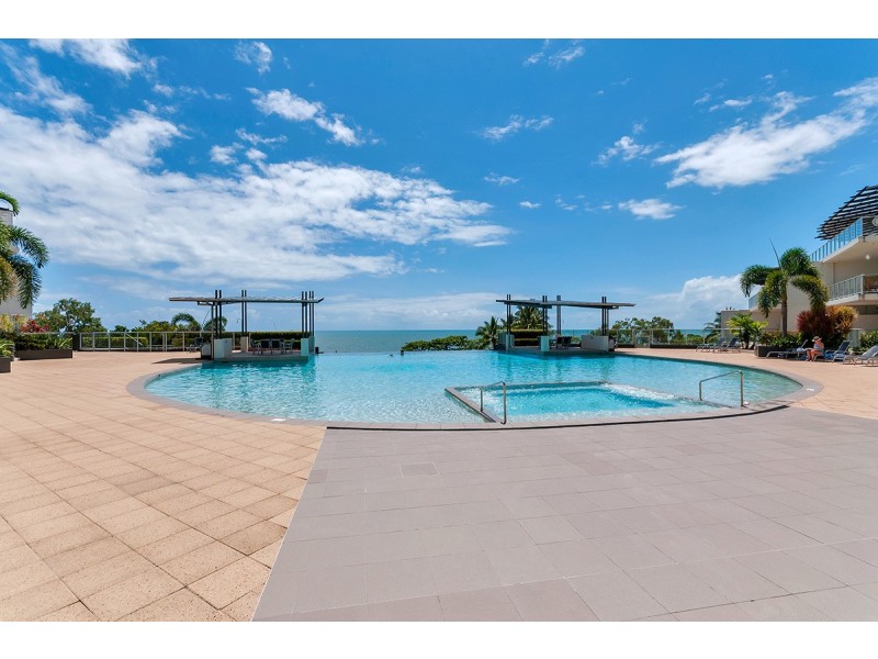 406/93 VASEY ESPLANADE, Trinity Beach QLD 4879