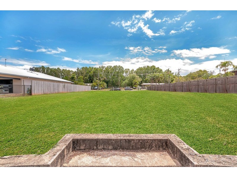 33 Riverside Parade, Trinity Park QLD 4879