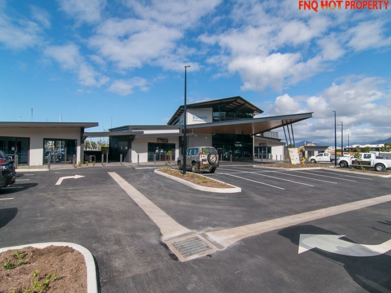 33 Riverside Parade, Trinity Park QLD 4879