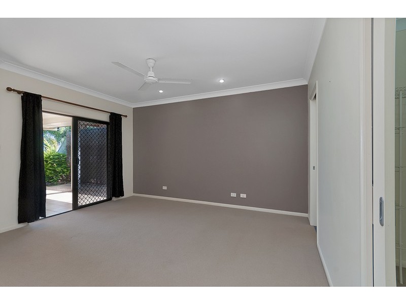 4  Crowsnest Terrace, Trinity Beach QLD 4879