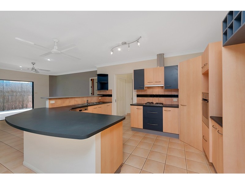 4  Crowsnest Terrace, Trinity Beach QLD 4879