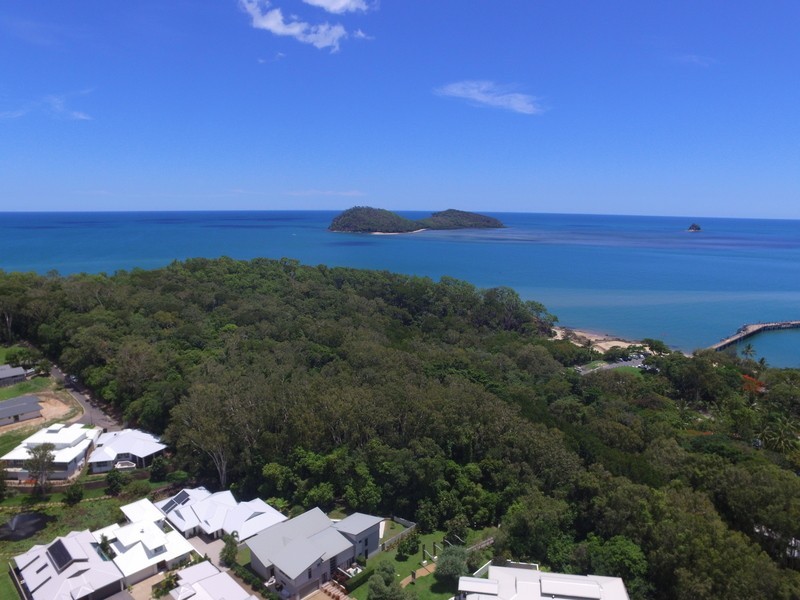65/65 Bungalow Lane, Palm Cove QLD 4879