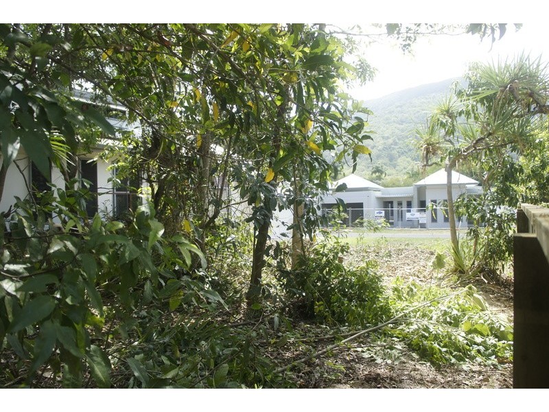 65/65 Bungalow Lane, Palm Cove QLD 4879