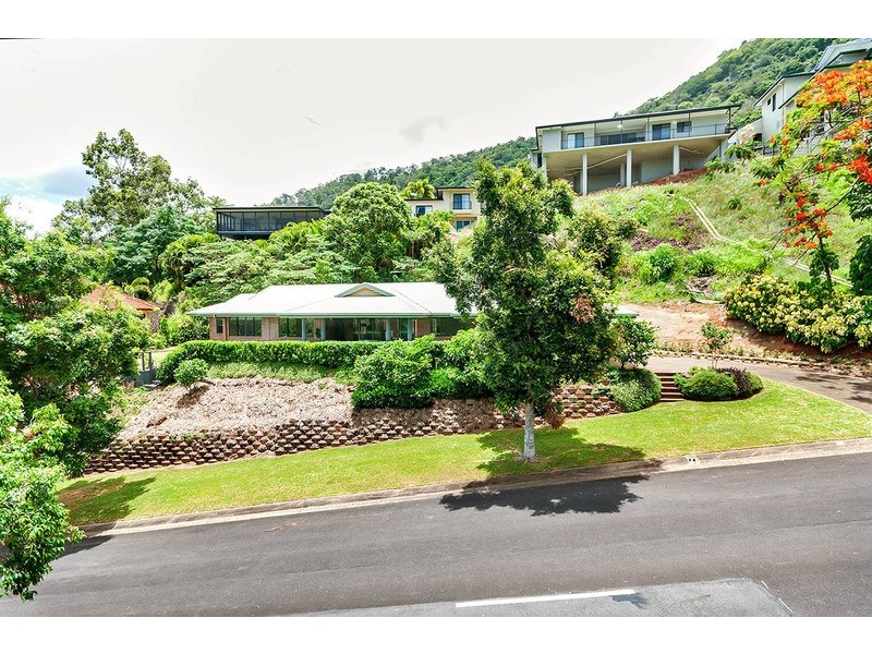 59 Summer Hill Drive, Mooroobool QLD 4870