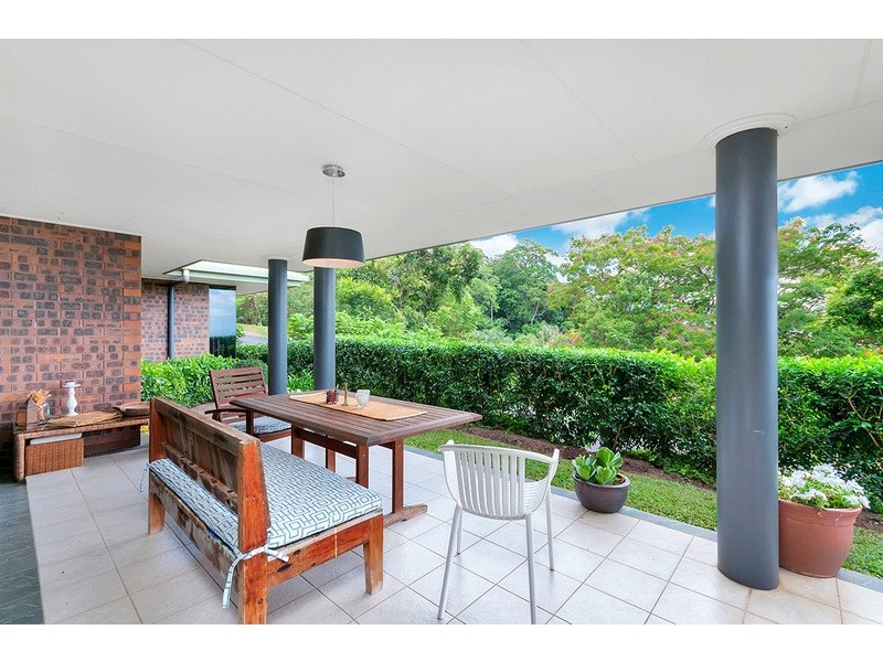 59 Summer Hill Drive, Mooroobool QLD 4870