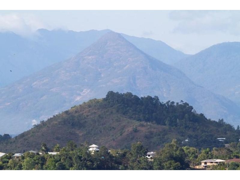 59 Summer Hill Drive, Mooroobool QLD 4870