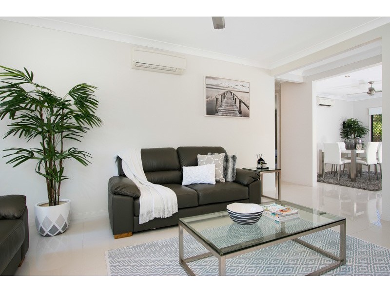15 Iridescent Close, Trinity Park QLD 4879