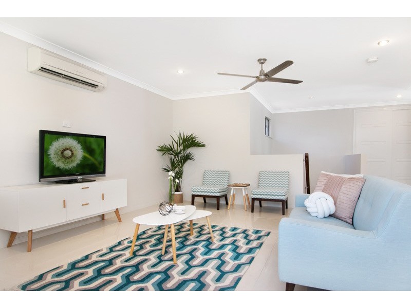 15 Iridescent Close, Trinity Park QLD 4879