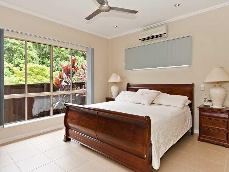 10 Mccoll Close, Redlynch QLD 4870