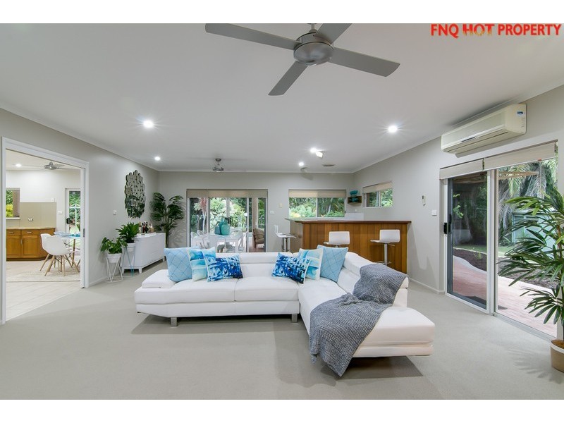 5 Duane Close, Brinsmead QLD 4870