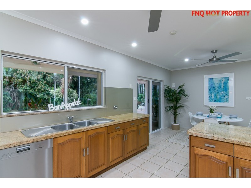 5 Duane Close, Brinsmead QLD 4870