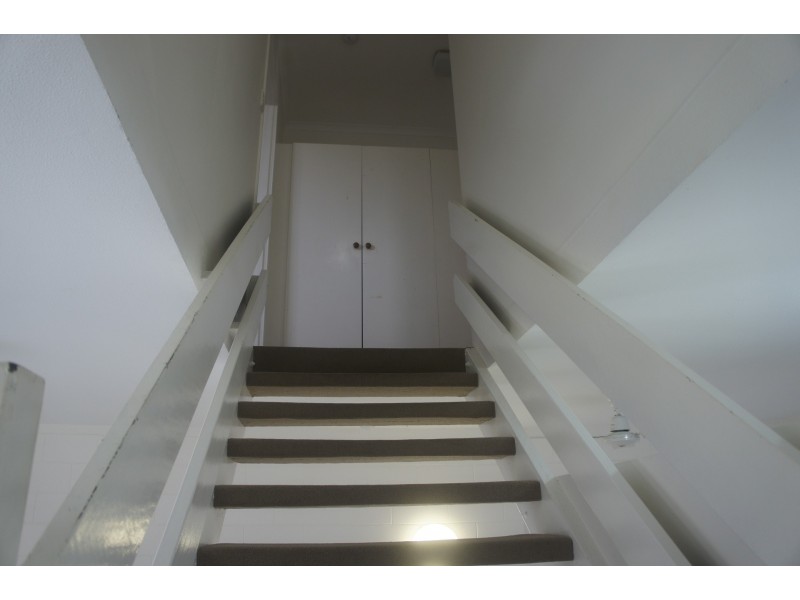 4/11 Pioneer St, Manoora QLD 4870