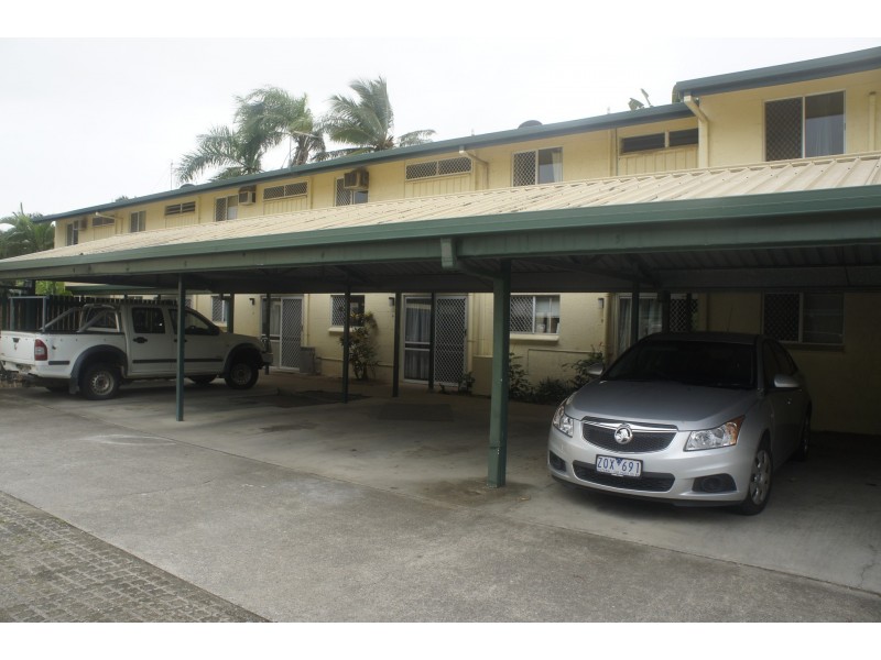 4/11 Pioneer St, Manoora QLD 4870