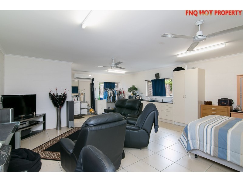 11 Batavia Court, Bentley Park QLD 4869