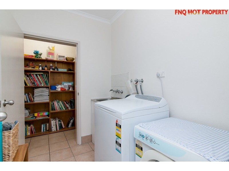 11 Batavia Court, Bentley Park QLD 4869