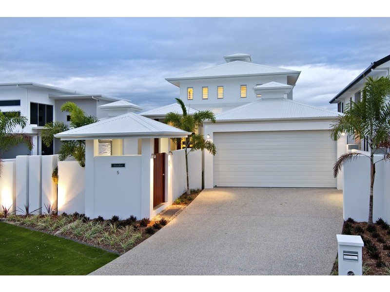 5 Marina Qy, Trinity Park QLD 4879