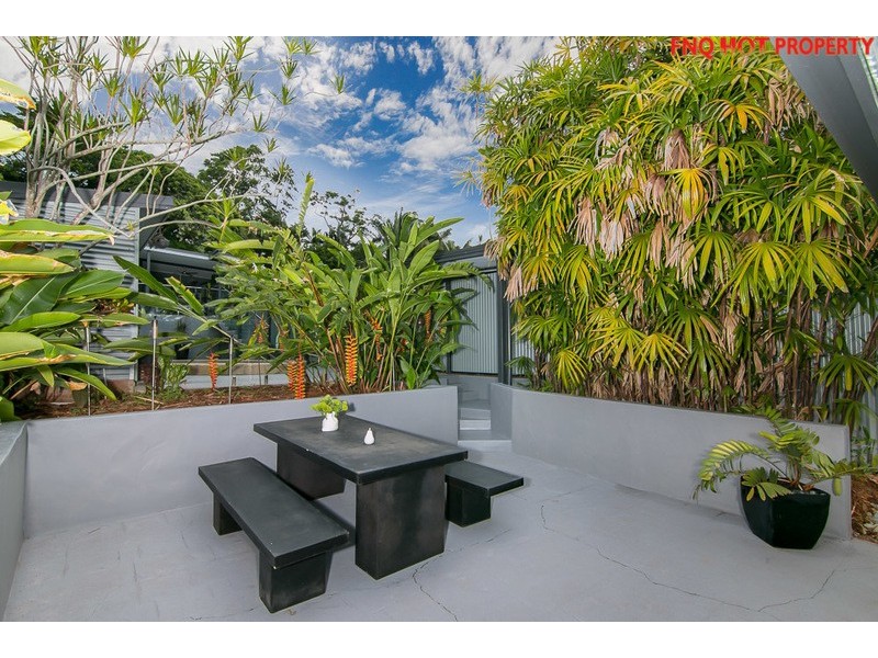 127 Old Smithfield Road, Freshwater QLD 4870