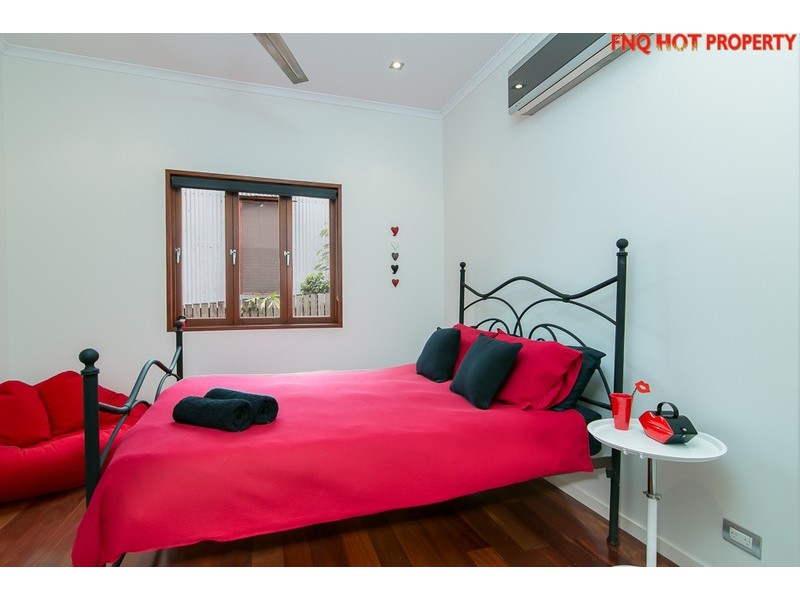 127 Old Smithfield Road, Freshwater QLD 4870