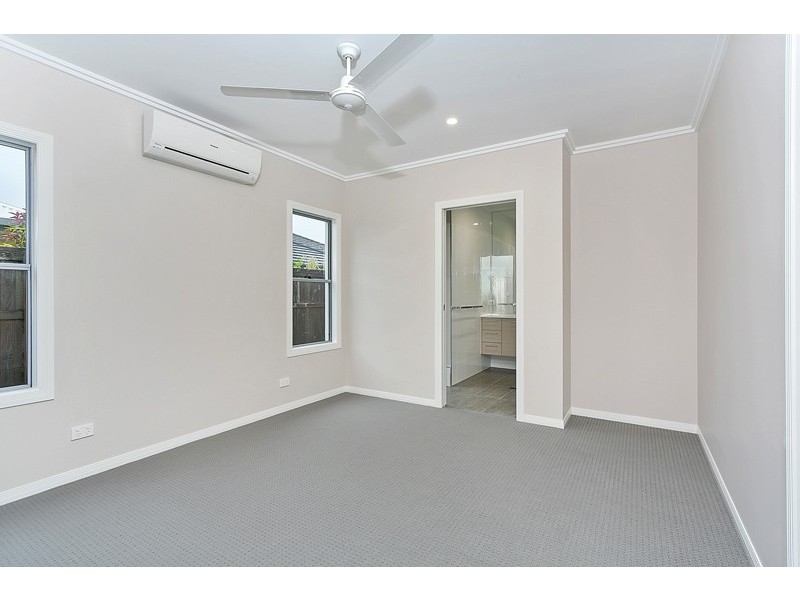 7 Northcote Street, Trinity Park QLD 4879