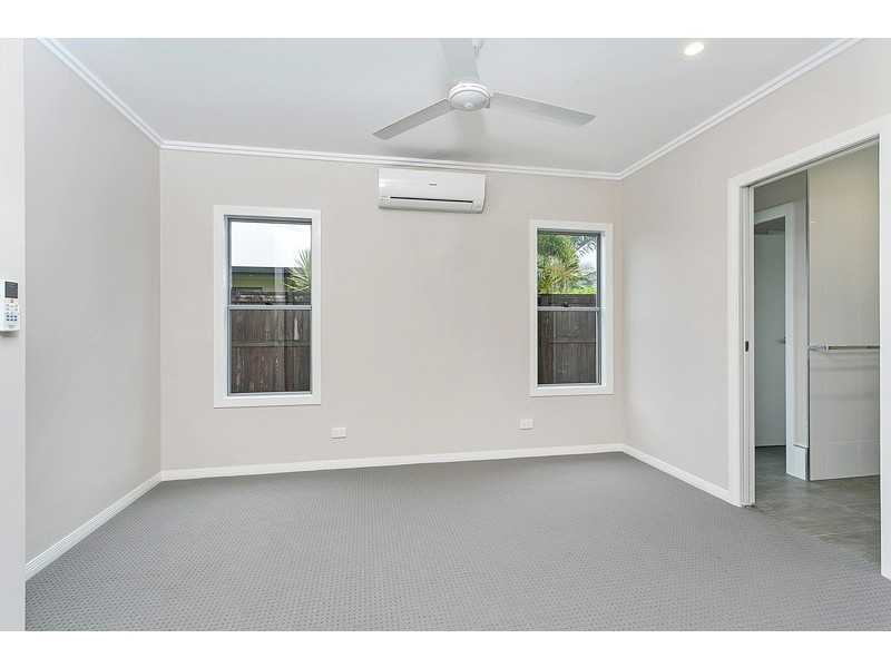 7 Northcote Street, Trinity Park QLD 4879