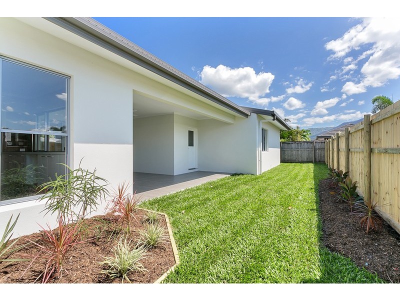 7 Northcote Street, Trinity Park QLD 4879