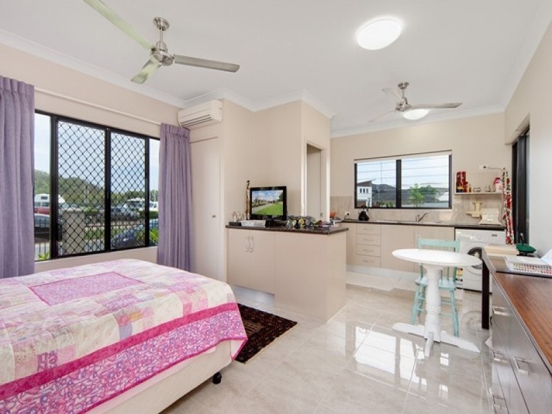 29 Marina Qy, Trinity Park QLD 4879