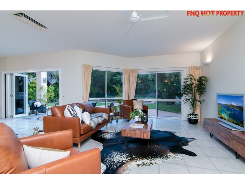 24 Stream Ave, Kewarra Beach QLD 4879