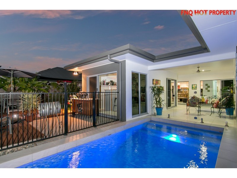 34 Starboard Street, Trinity Beach QLD 4879