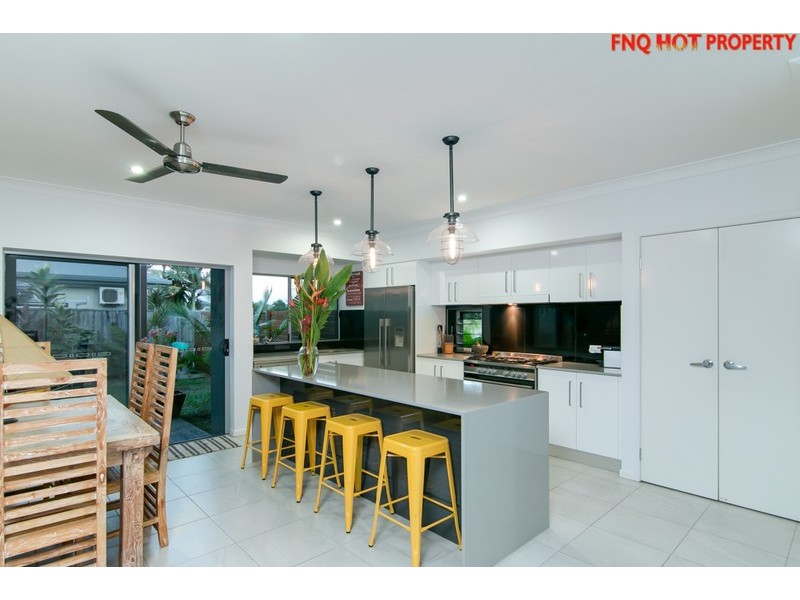 34 Starboard Street, Trinity Beach QLD 4879