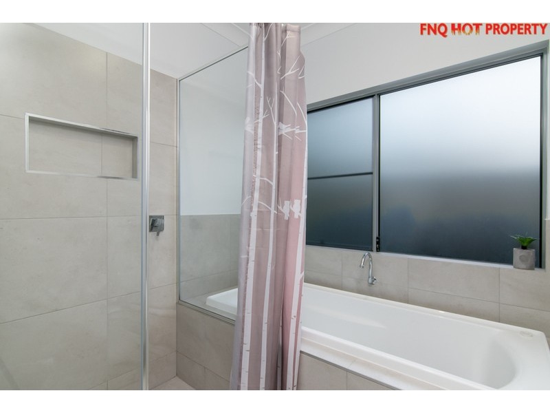 34 Starboard Street, Trinity Beach QLD 4879