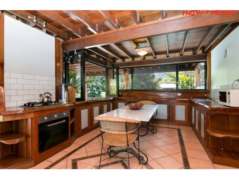 122 Forest Creek Road, Daintree QLD 4873