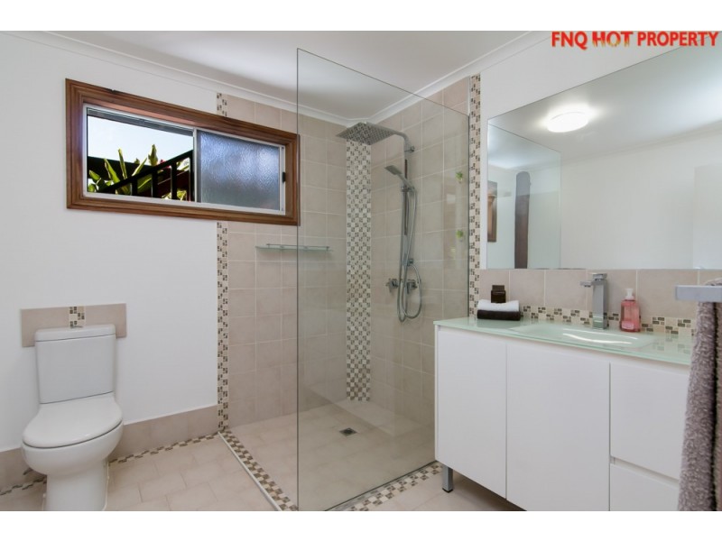 122 Forest Creek Road, Daintree QLD 4873