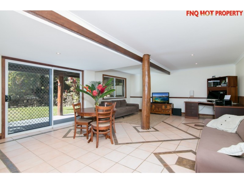 122 Forest Creek Road, Daintree QLD 4873