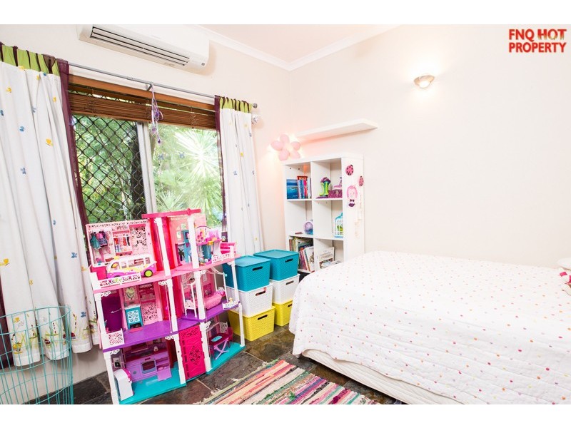 12 Newport Close, Kewarra Beach QLD 4879