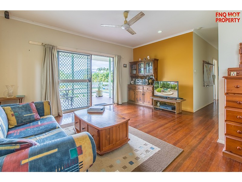 8 Margo Street, Yorkeys Knob QLD 4878