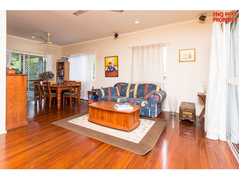 8 Margo Street, Yorkeys Knob QLD 4878