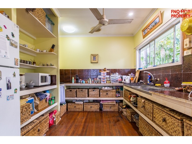 8 Margo Street, Yorkeys Knob QLD 4878