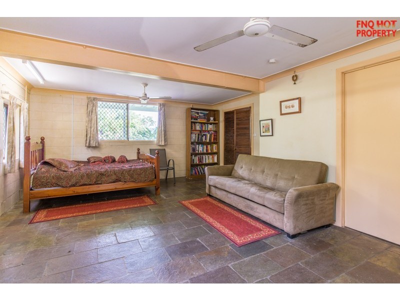 8 Margo Street, Yorkeys Knob QLD 4878