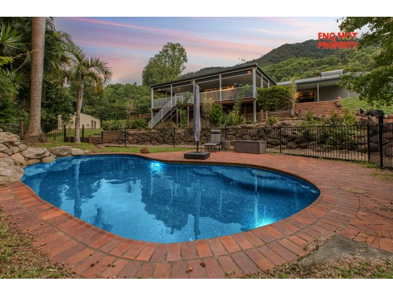 49-51 Robb Rd, Redlynch QLD 4870