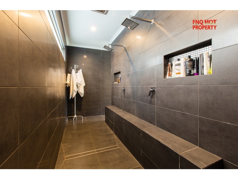 49-51 Robb Rd, Redlynch QLD 4870