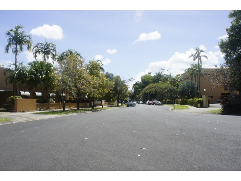 10/6 Chester Court, Manunda QLD 4870