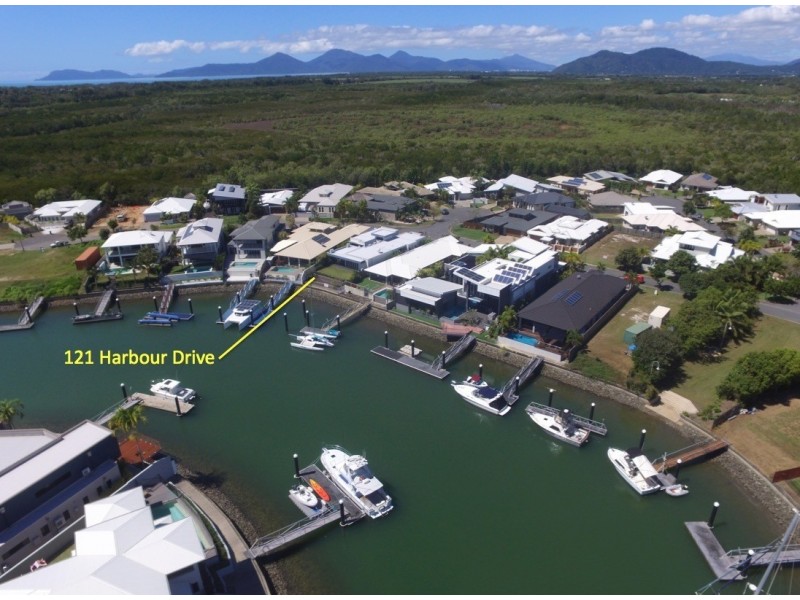 121 Harbour Drive, Trinity Park QLD 4879