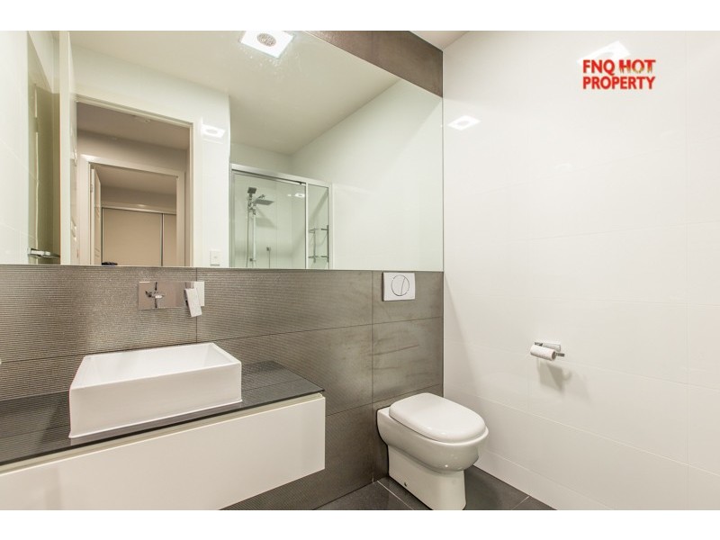 121 Harbour Drive, Trinity Park QLD 4879