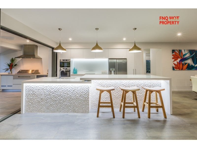 32 Iridescent Close, Trinity Park QLD 4879