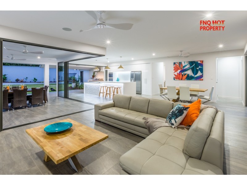 32 Iridescent Close, Trinity Park QLD 4879