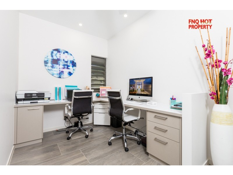 32 Iridescent Close, Trinity Park QLD 4879